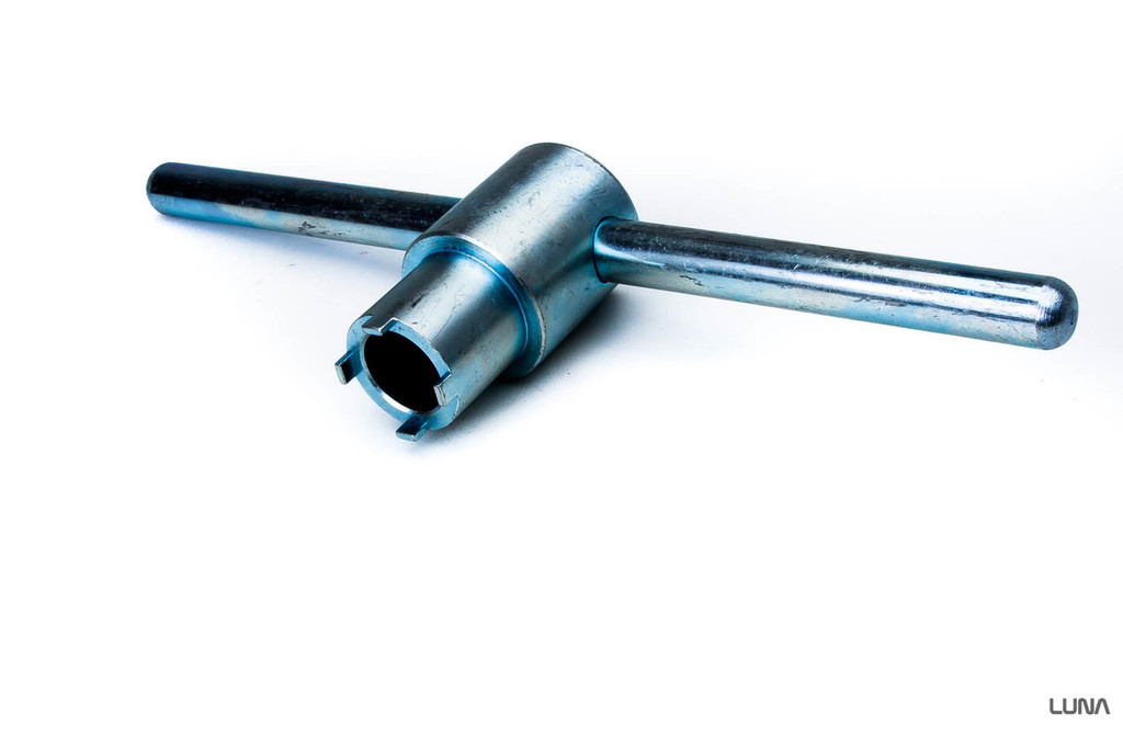 Bafang BBS02 Axle Remover