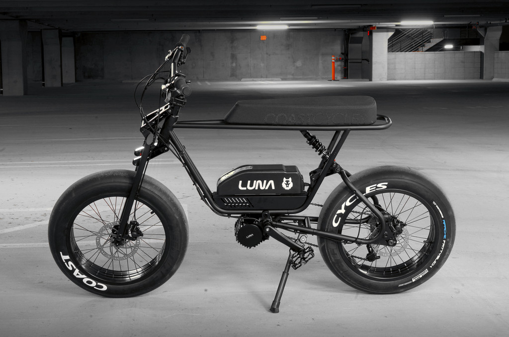 Luna Super Banana V2