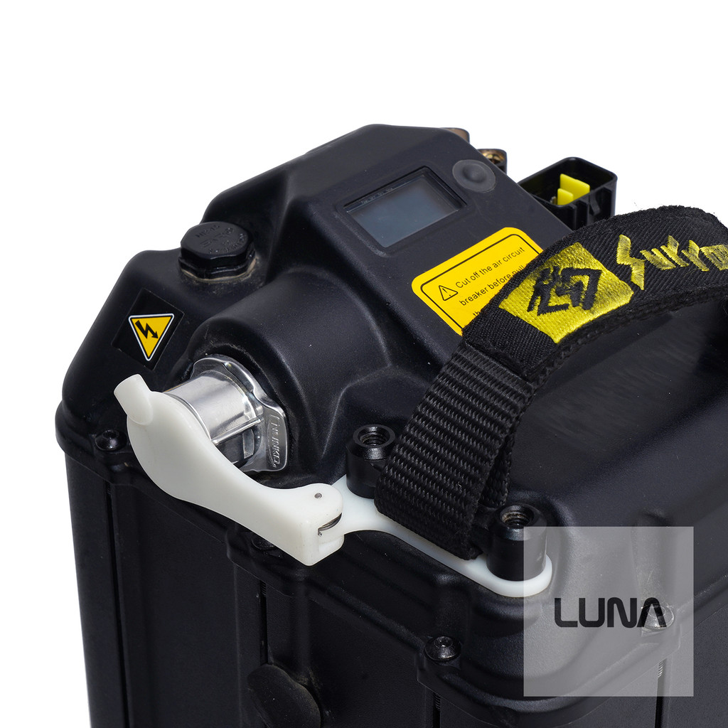 Luna Spring Loaded Battery Cap For Surron