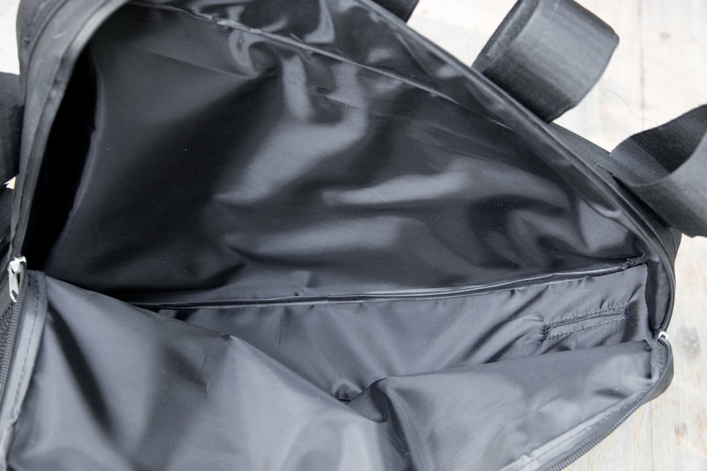 Luna Cycles Triangle Battery Bag Velcro 7 Luna Cycles Triangle Battery Bag Velcro